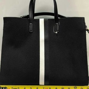 Moda Luxe black Tote purse like New